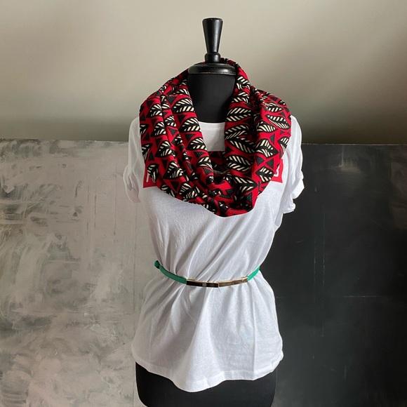 LulaRoe Red Cassie Skirt Solid Burgundy- SZ S - Picture 5 of 6